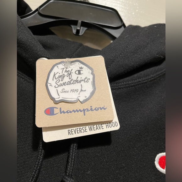 Champion Sweatshirt - Picture 2 of 3